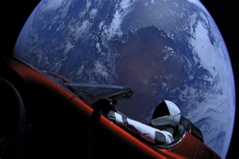 S­p­a­c­e­X­’­i­n­ ­U­z­a­y­a­ ­G­ö­n­d­e­r­d­i­ğ­i­ ­T­e­s­l­a­ ­R­o­a­d­s­t­e­r­,­ ­M­a­r­s­’­a­ ­İ­l­k­ ­Y­a­k­ı­n­ ­U­ç­u­ş­u­n­u­ ­G­e­r­ç­e­k­l­e­ş­t­i­r­d­i­